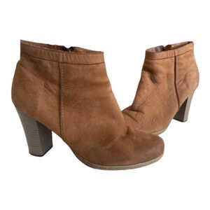 Womens Arka Camel Fleece Lined Leather Heeled Ankle Booties - Sz 10 (40)